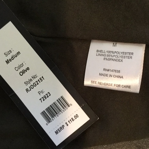 Romeo & Juliet Couture Olive Lace Top - Picture 6 of 6